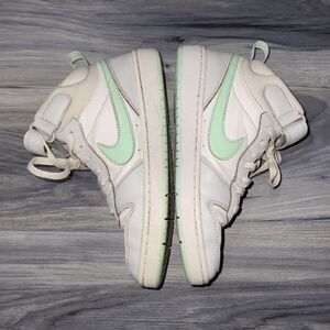 Nike Big Kids Size 6.5 White & Mint Court Borough Mid 2 Sneakers